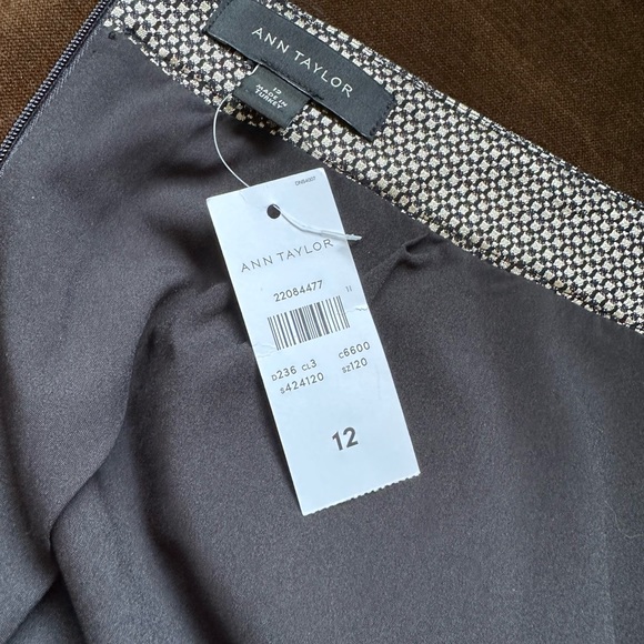 Ann Taylor NWT Beautiful Metallic Gold & Black Small Checker Design Midi… - Picture 14 of 14